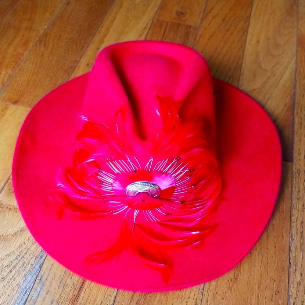 Hat by Michael Haward ( Joe bill miller)